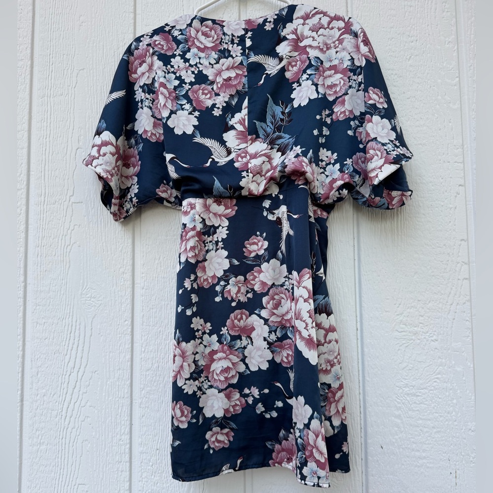 Lulu's Navy Floral Wrap Dress Women’s Small - Picture 6 of 9